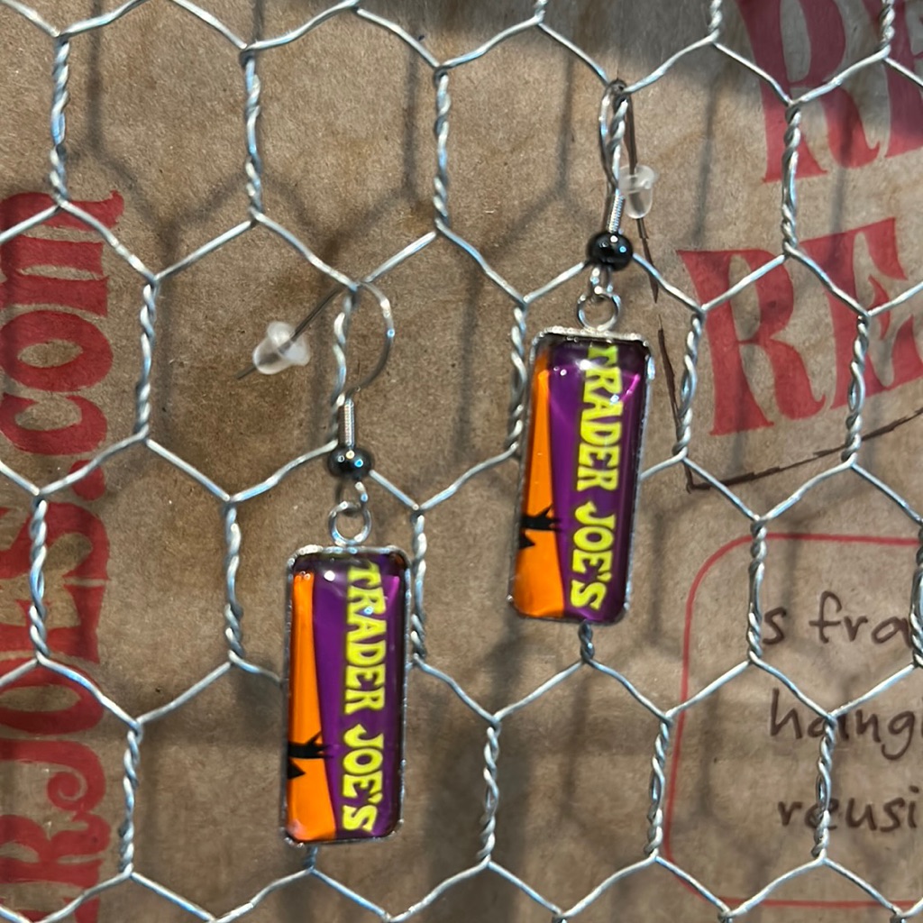Trader Joes Earrings Halloween 11$